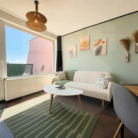 Апартаменти 1br Rooftop Cityscape