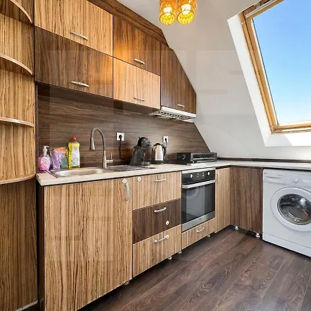 Апартаменти 1br Rooftop Cityscape Варна